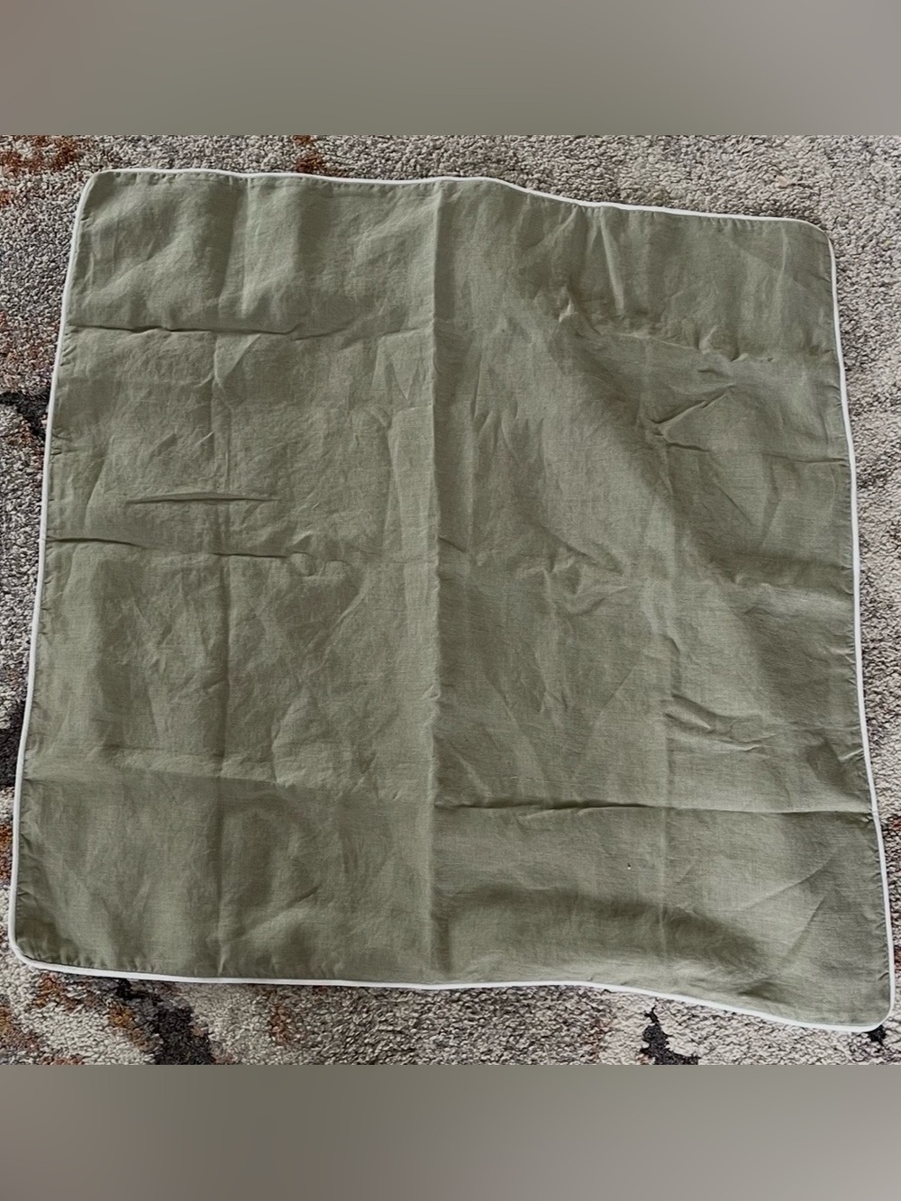NWOT Quince European Linen Piped Euro Sham, 26 X 26 (Willowleaf/White)